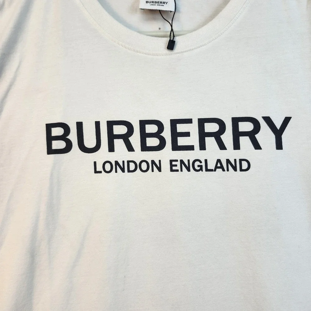 Burberry Shirt Womens Large White London England Logo Nova Check Sleeves Tee - Picture 2 of 7